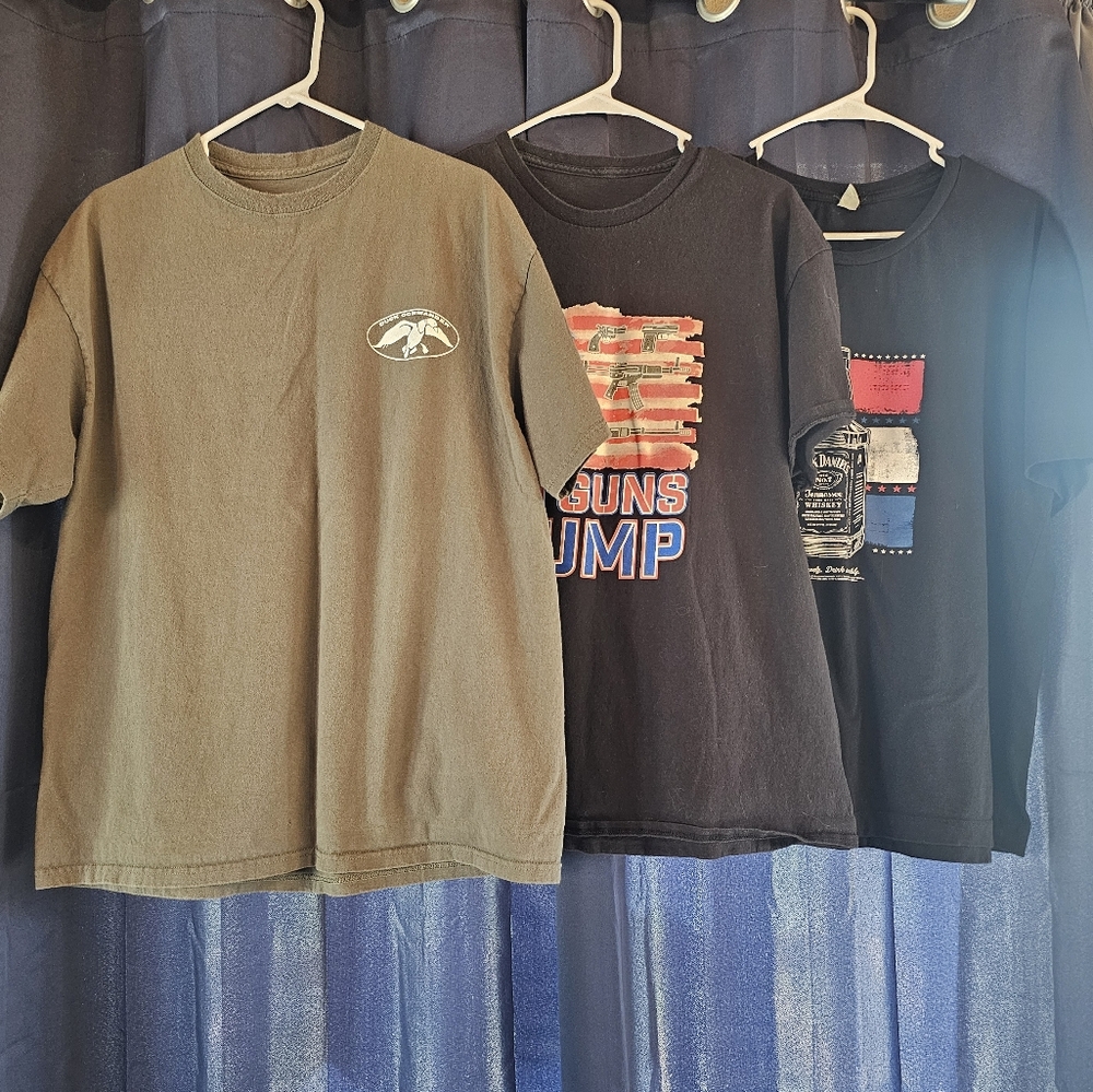 Lot of 3 Men's Tees, Size XL